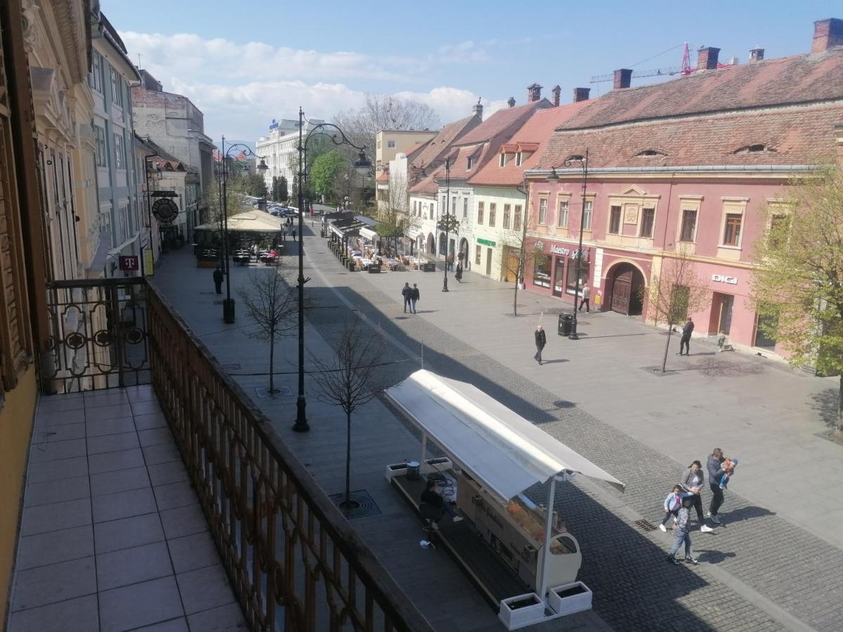 Apartamento Apartament Royal Sibiu Exterior foto