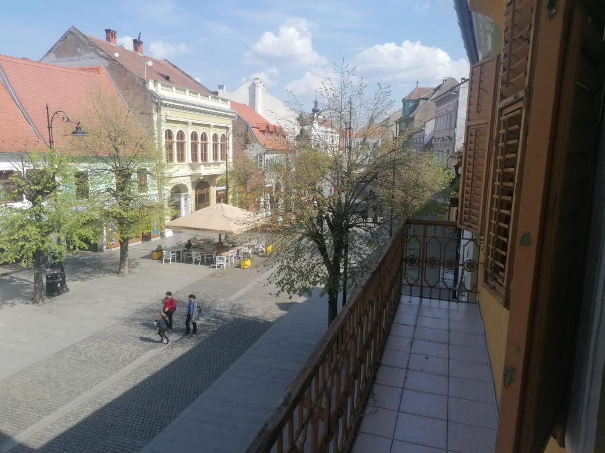 Apartamento Apartament Royal Sibiu Exterior foto